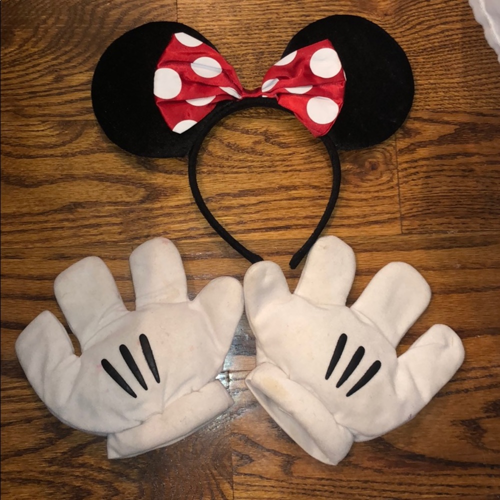 Minnie Mouse costume/ dress up headband and gloves